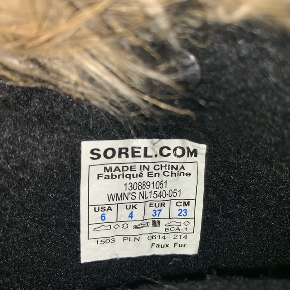 Sorel Snow Boot - Size 6 - Picture 4 of 4